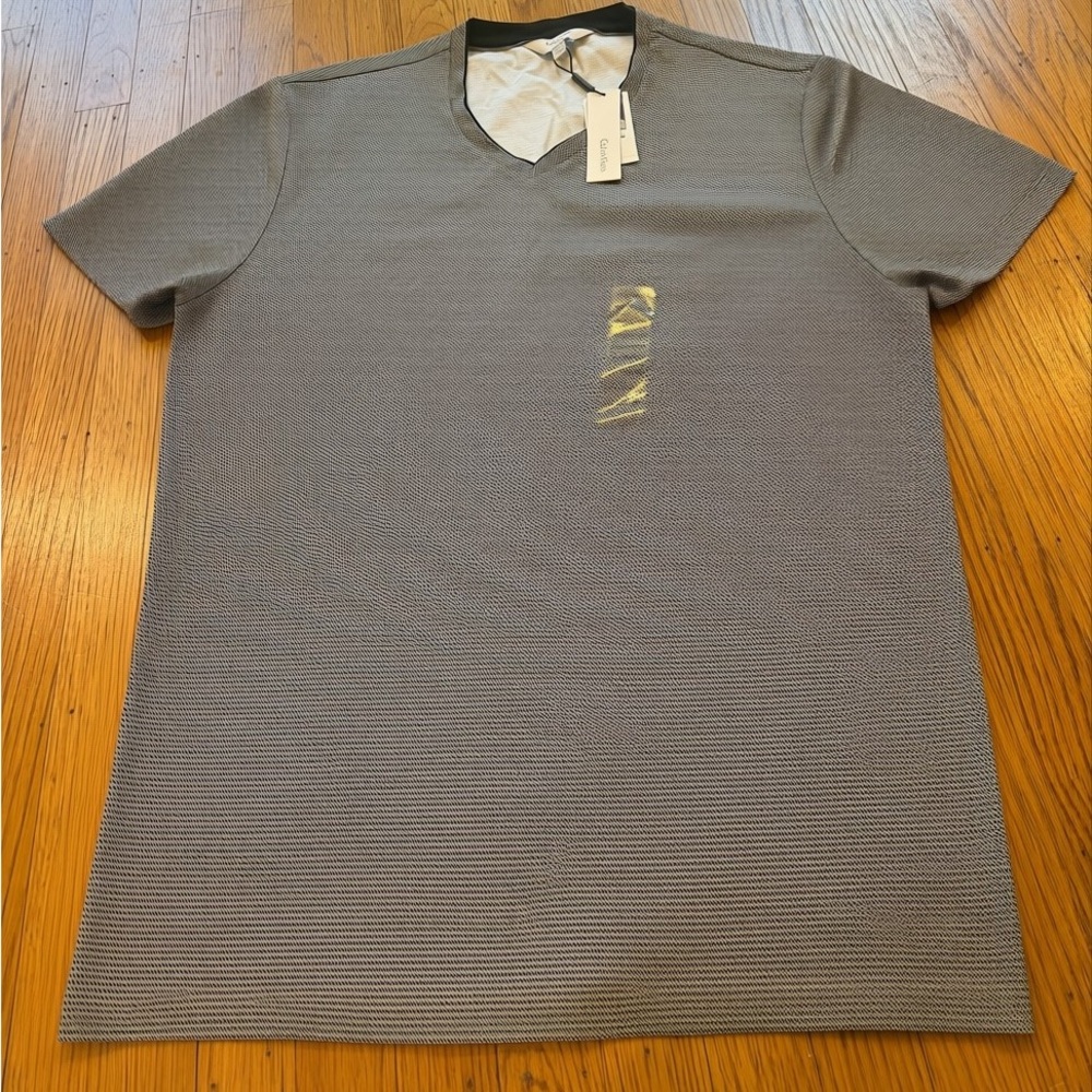 Calvin Klein Charcoal Gray Textured Short-Sleeve V-Neck Tee